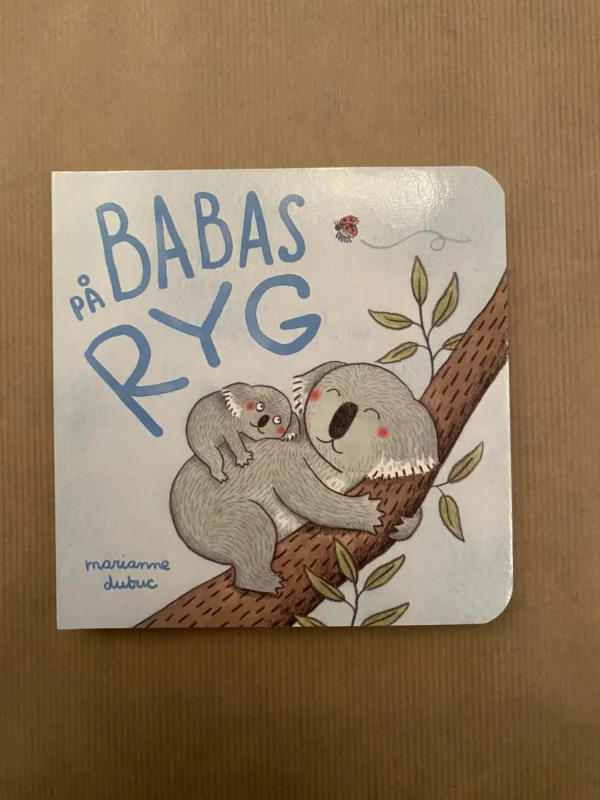 På Babas Ryg